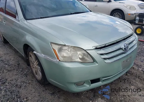 2005 Toyota Avalon Limited из США, поврежденный, VIN 4T1BK36B35U055017